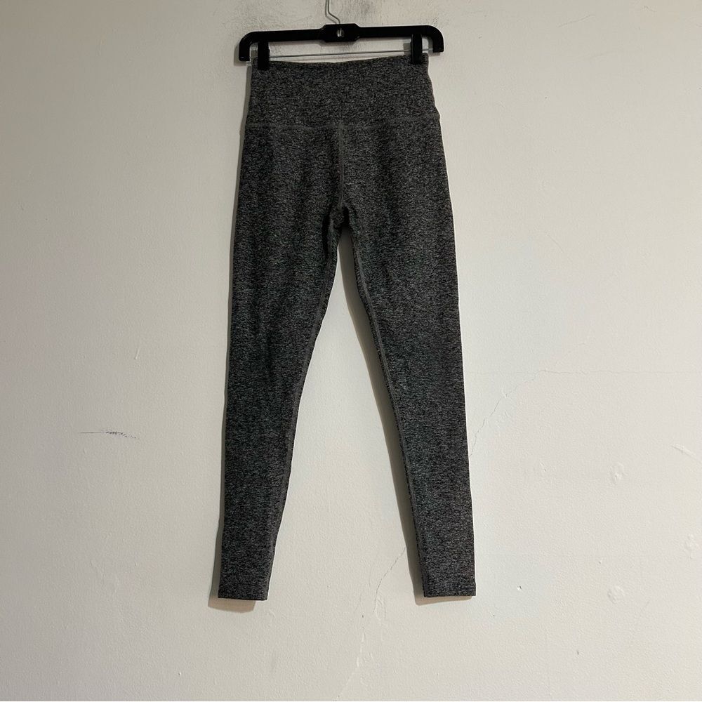 Beyond Yoga Spacedye Caught in the Midi Leggings Heathered Grey Size Medium